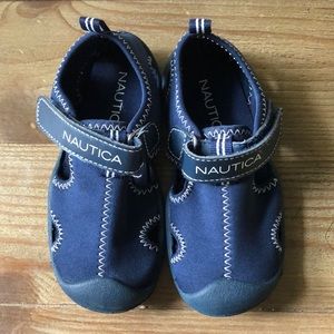 Nautica toddler boy water shoes size 9